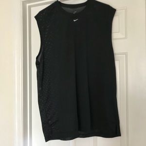 Nike sleeveless mesh shirt